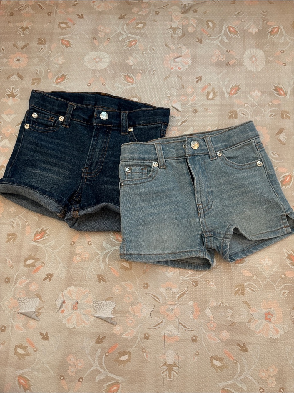 Koala kids Girls shorts Size 2T Lot of 2